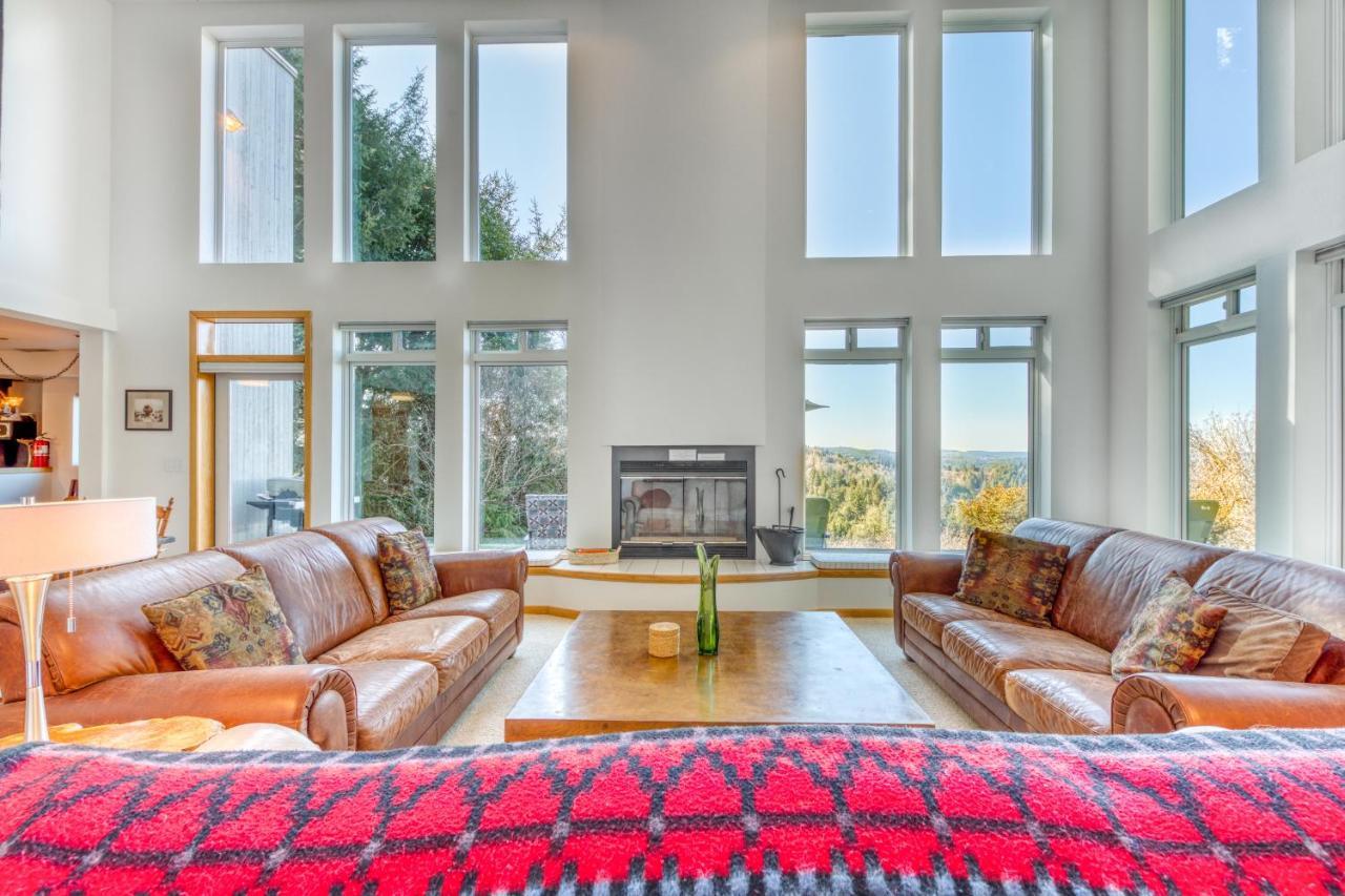 Forest Ridge Retreat Coos Bay Extérieur photo