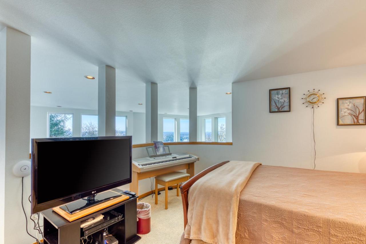 Forest Ridge Retreat Coos Bay Extérieur photo