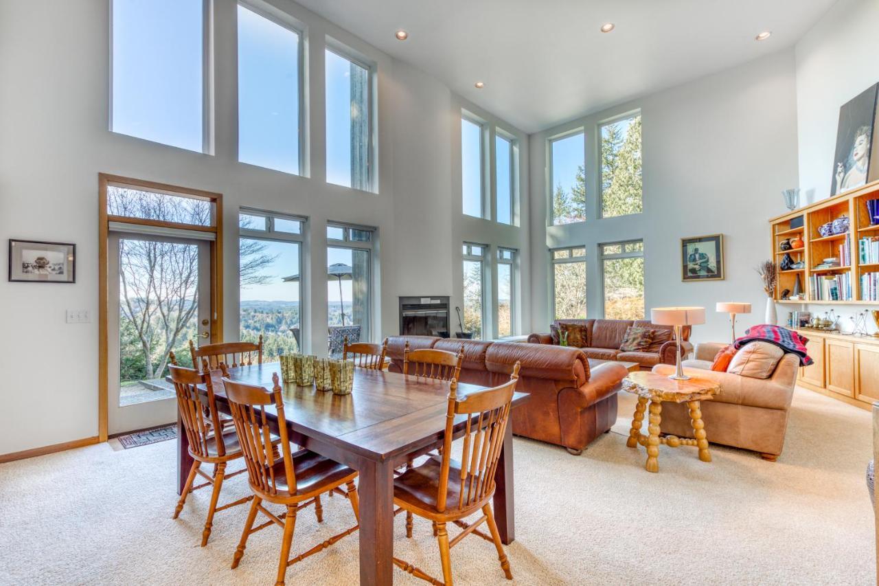Forest Ridge Retreat Coos Bay Extérieur photo