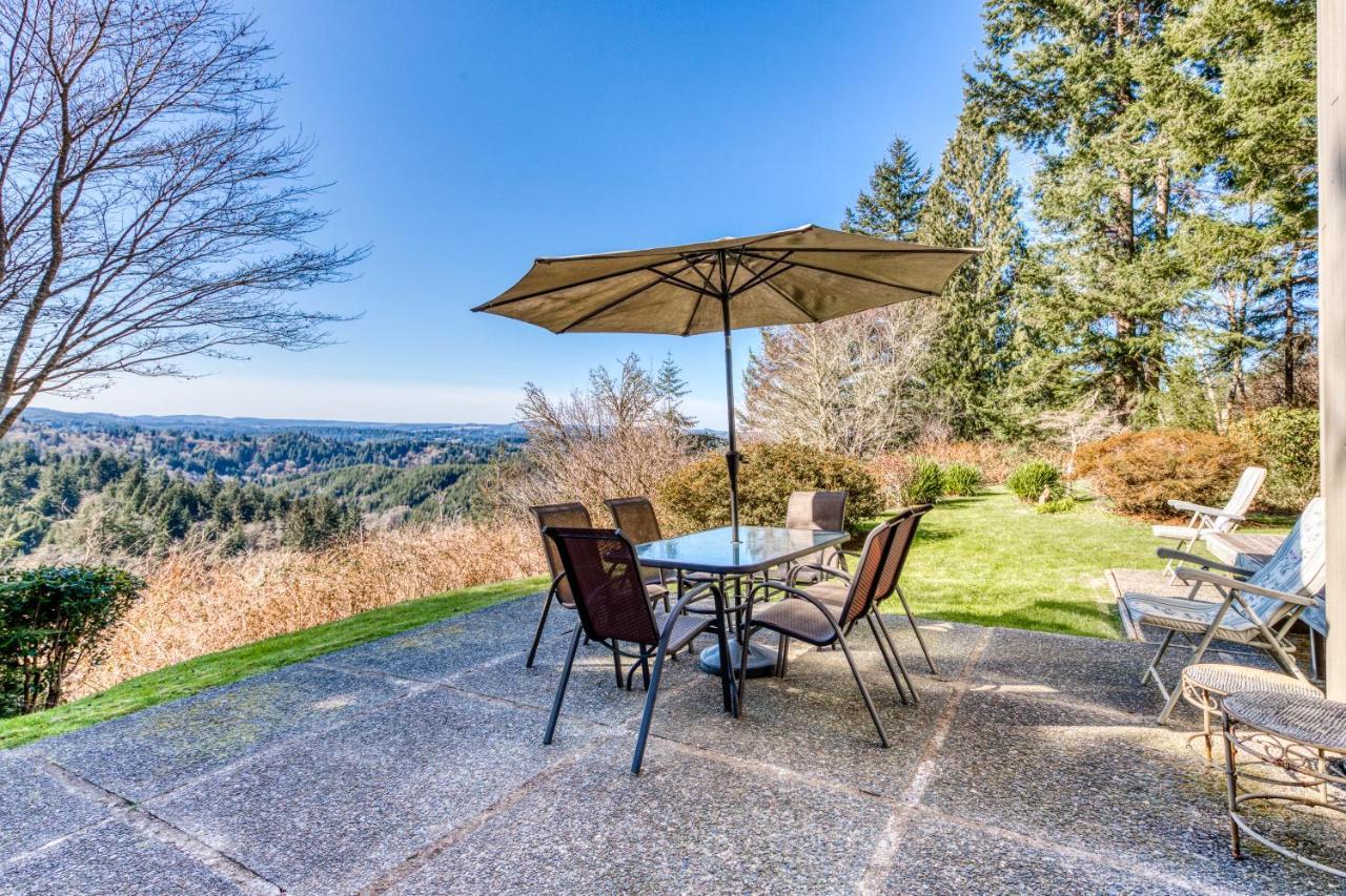 Forest Ridge Retreat Coos Bay Extérieur photo
