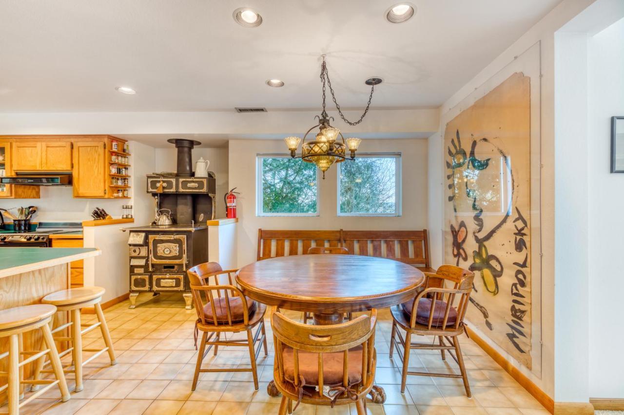 Forest Ridge Retreat Coos Bay Extérieur photo