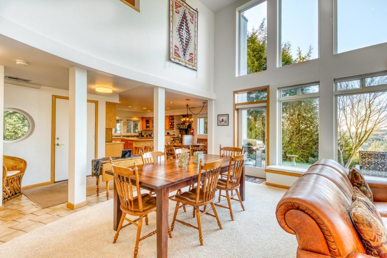 Forest Ridge Retreat Coos Bay Extérieur photo