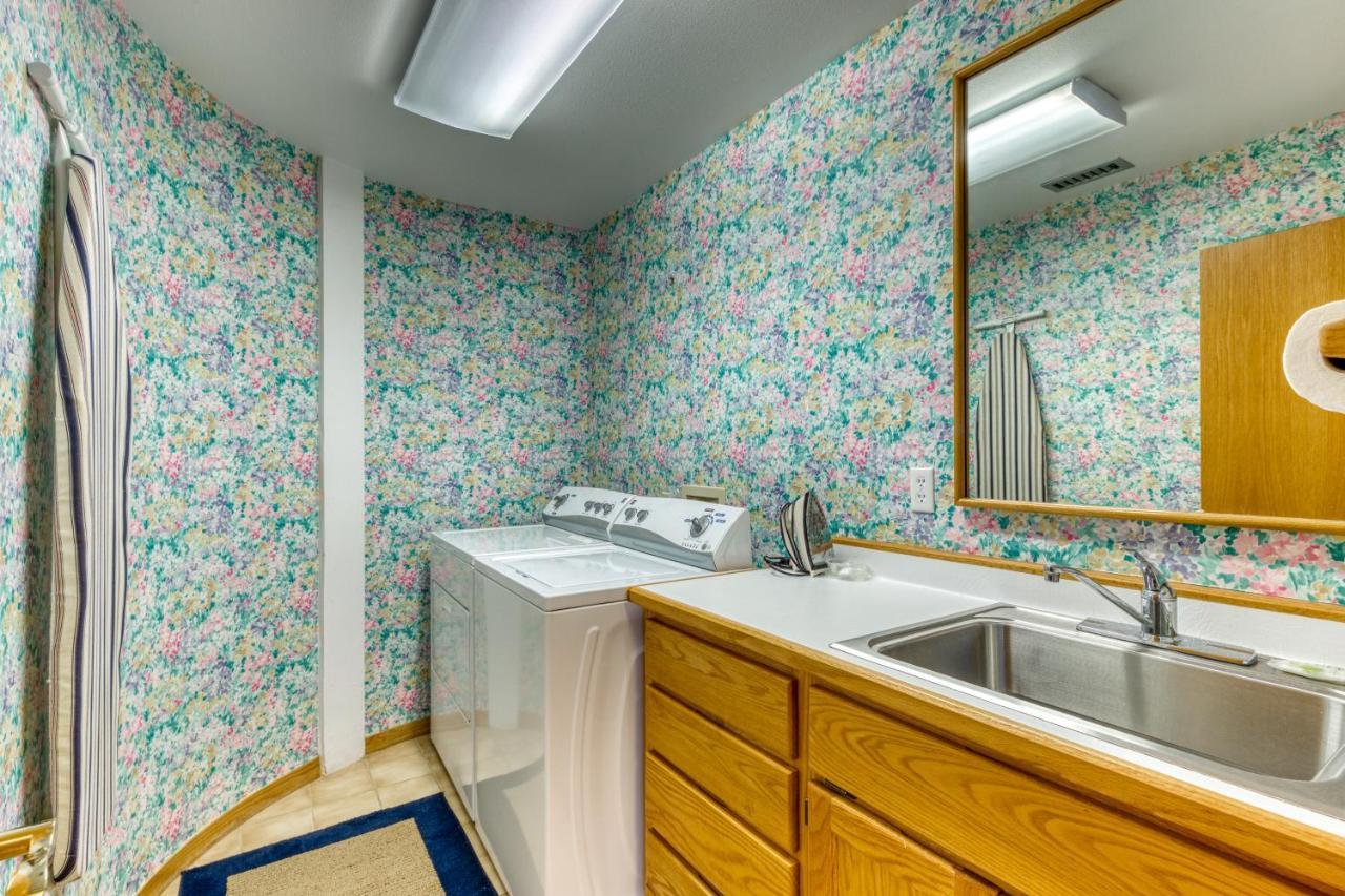Forest Ridge Retreat Coos Bay Extérieur photo